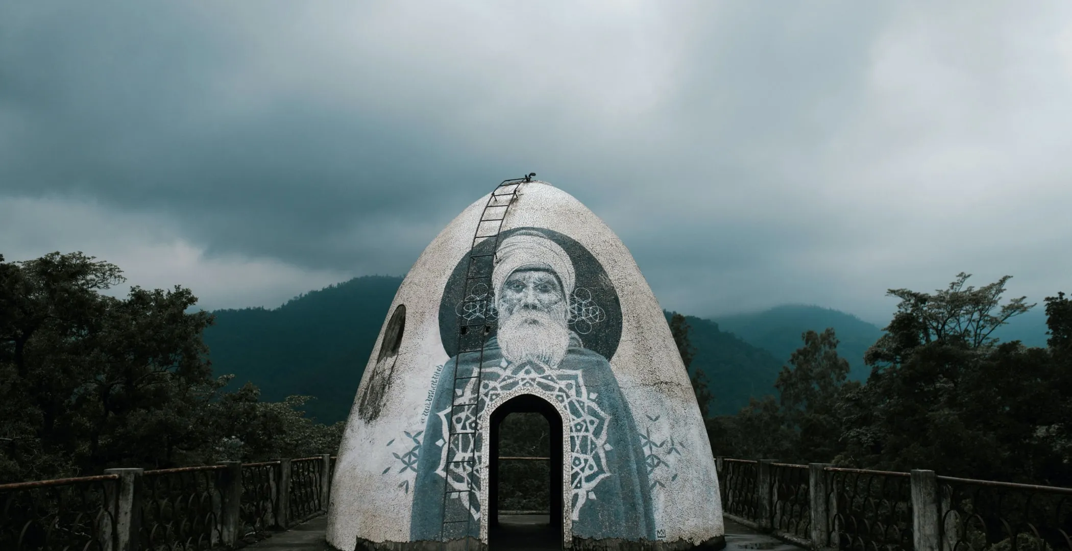 A description of my image.